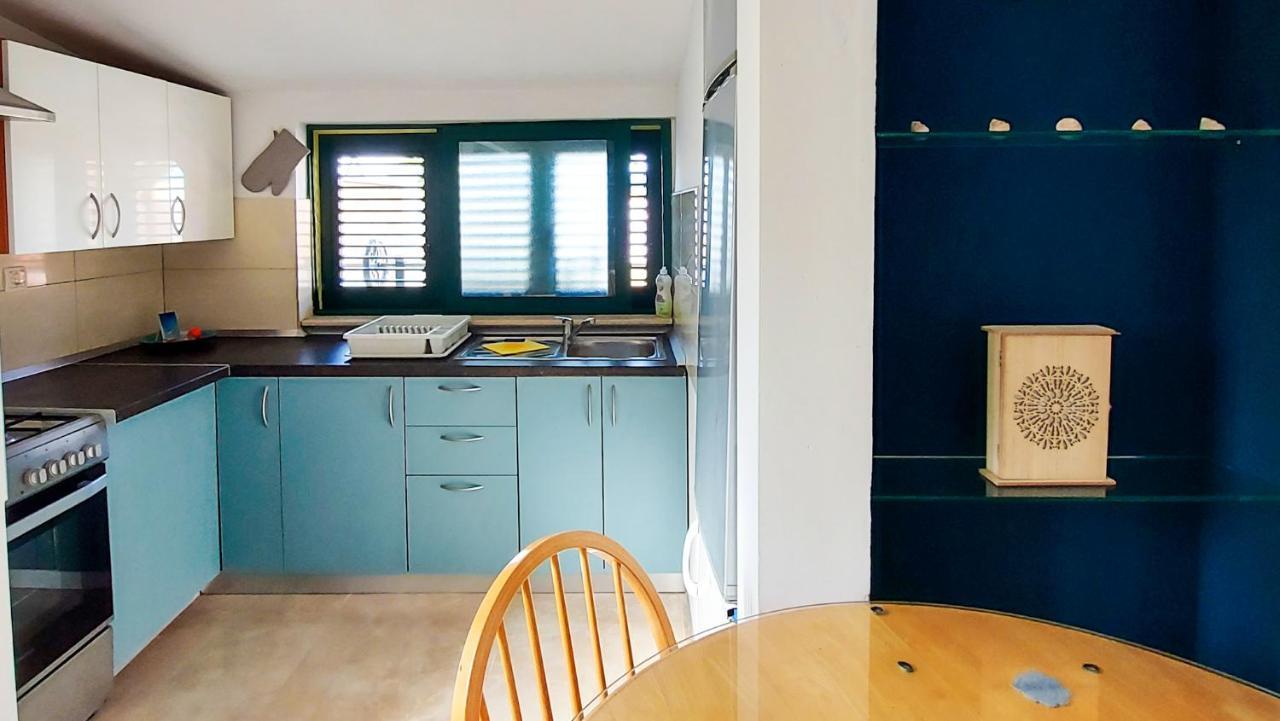 Holiday Home - Beach House 'Amarella' Turanj Exterior photo