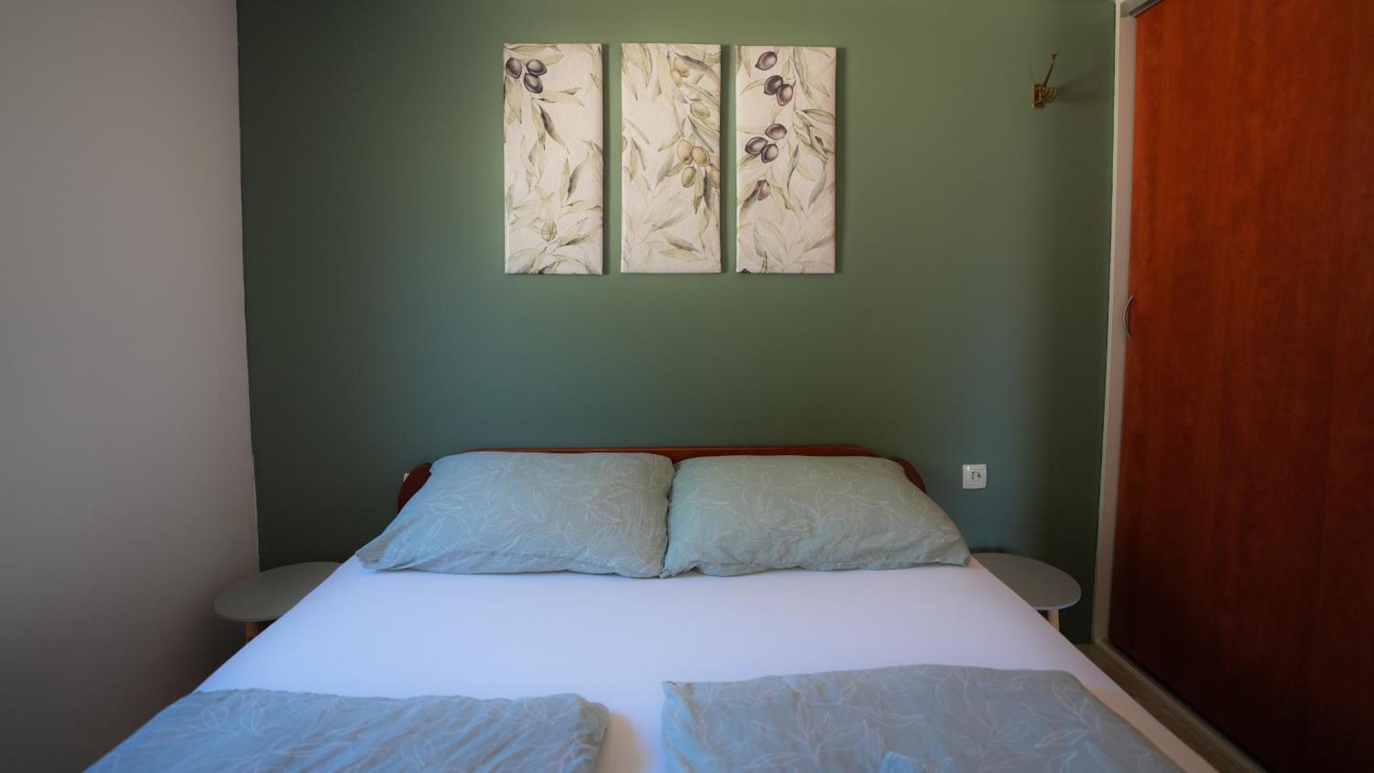 Holiday Home - Beach House 'Amarella' Turanj Exterior photo
